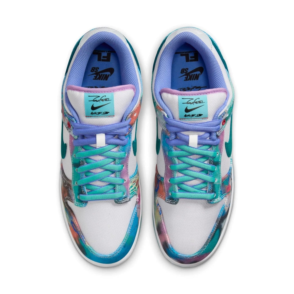 Futura Laboratories x Nike SB Dunk Low HF6061-400
